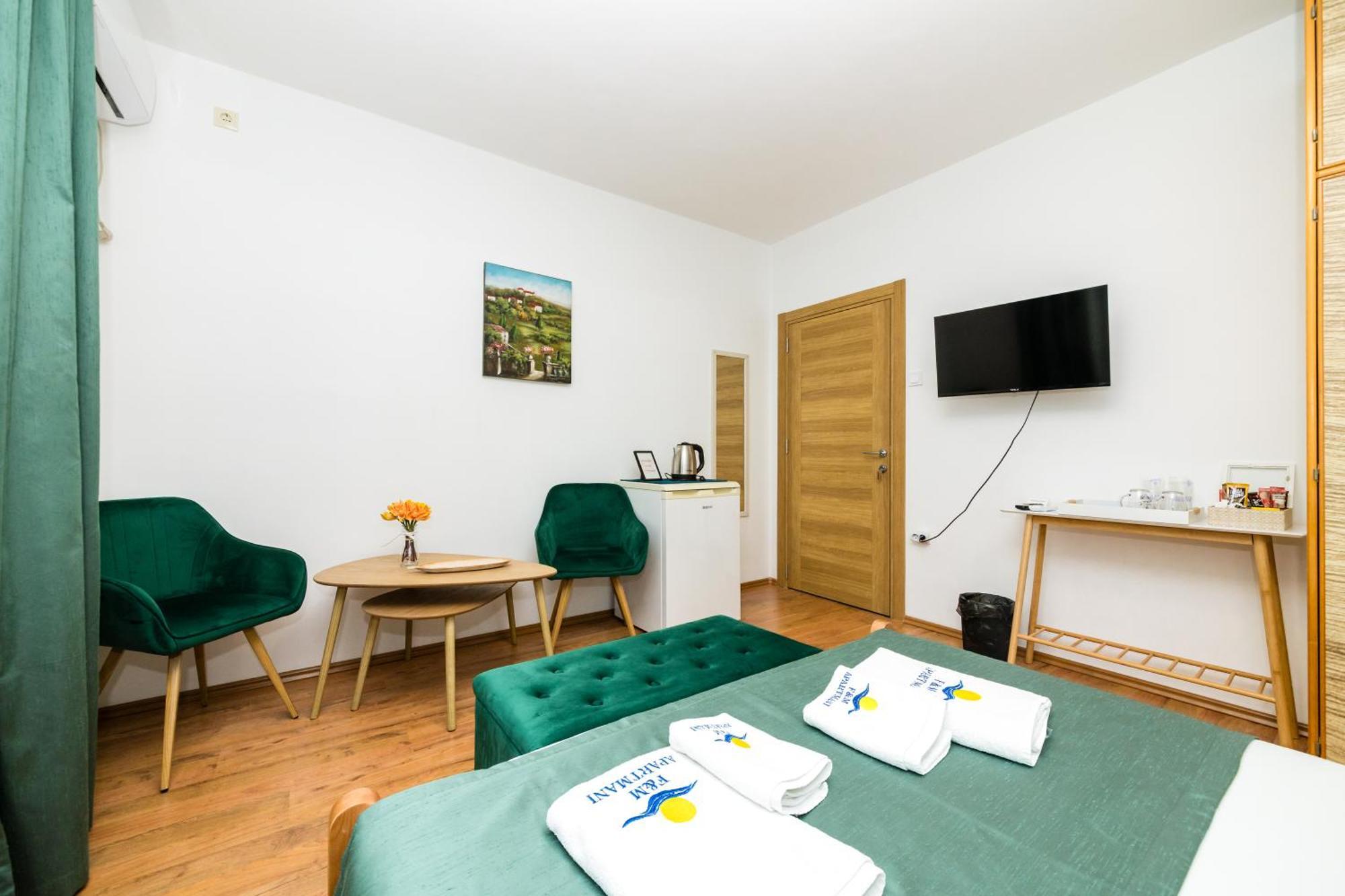 Apartmani F&M Kotor Exterior photo